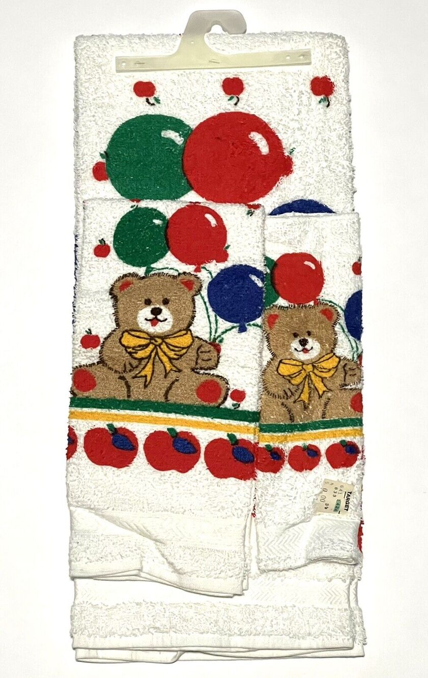 Vintage Childrens Kids Bath Towel Set Balloons Bear Apples Bathroom NWT 3pcs